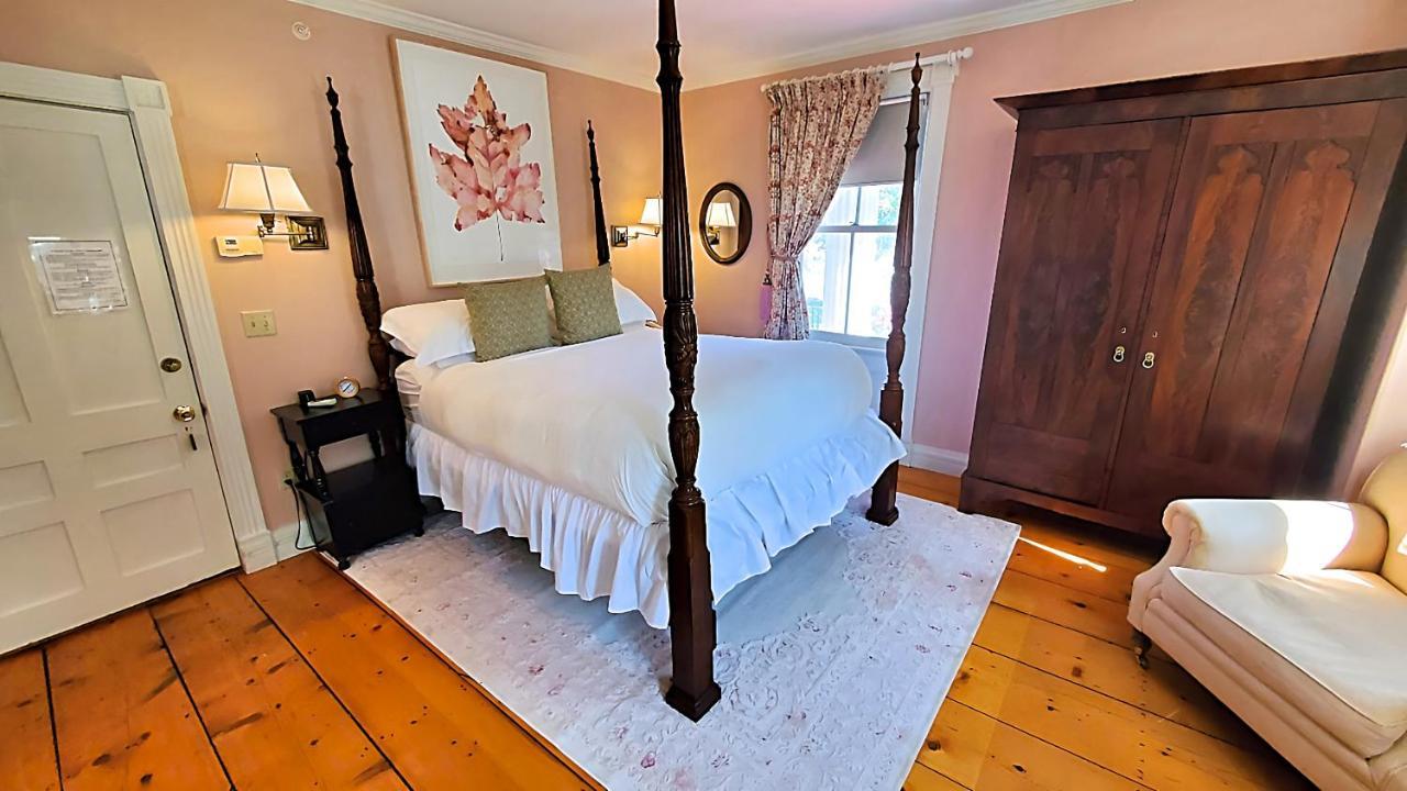 Four Columns Inn Newfane Extérieur photo