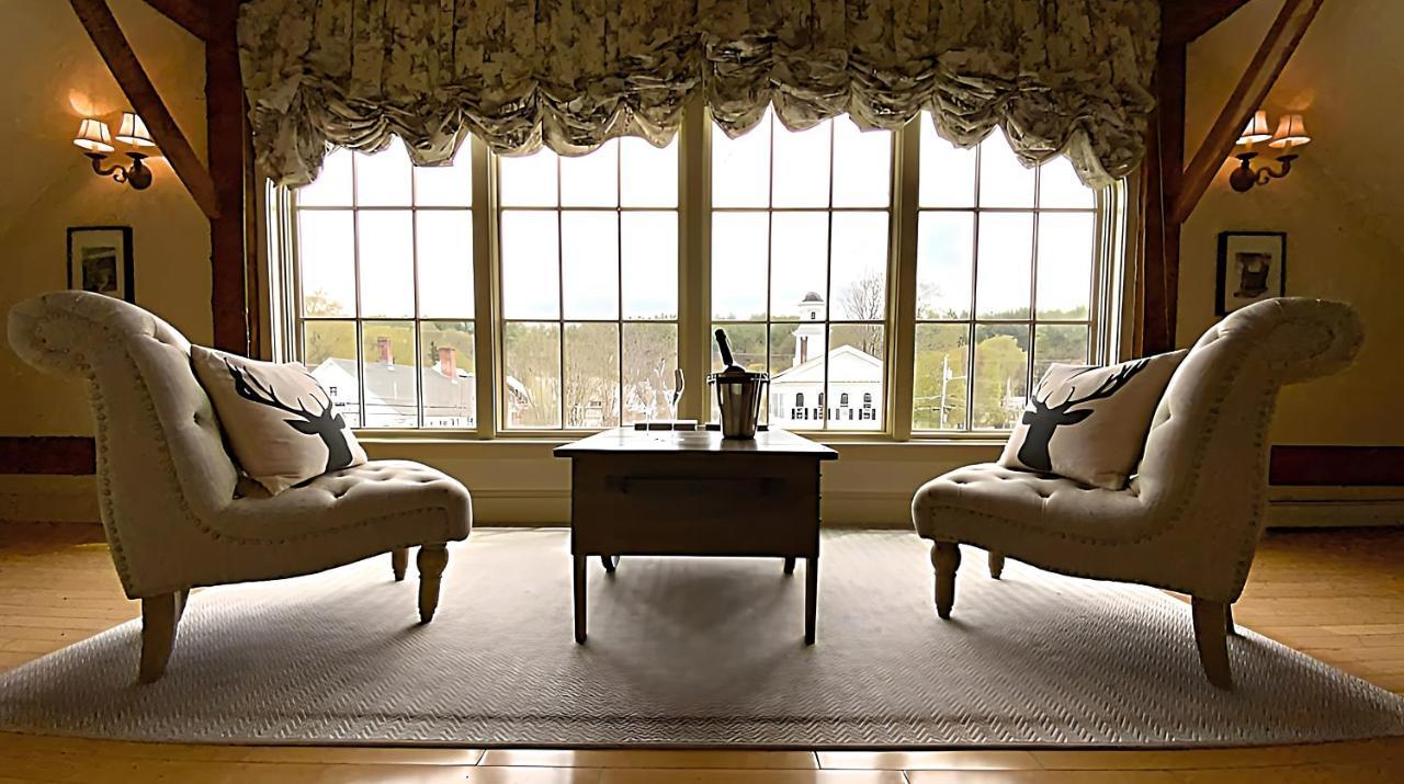 Four Columns Inn Newfane Extérieur photo