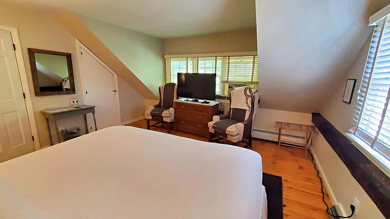 Four Columns Inn Newfane Extérieur photo
