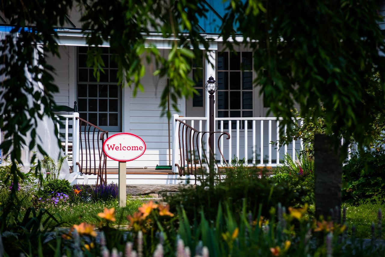 Four Columns Inn Newfane Extérieur photo